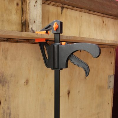 N277 | ខ្នៀបគៀបឈើ | One Hand Clamp