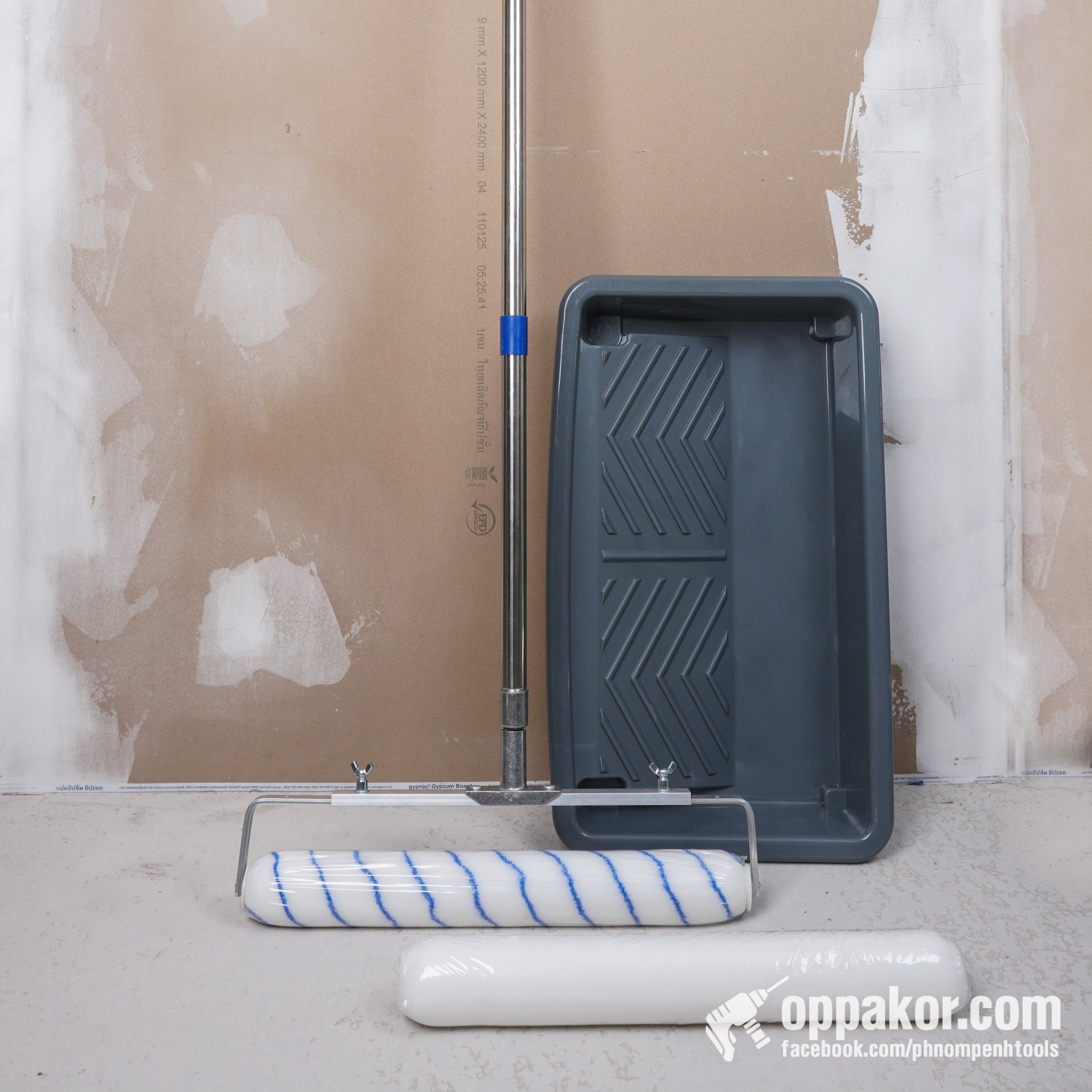 N785-1 | រឡូវែងលាបថ្នាំ | Wide Paint Roller | 45cm